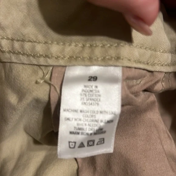 Aeropostale khaki cargo shorts - Picture 3 of 4